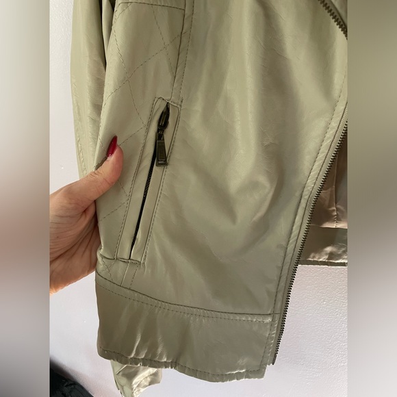 Leather Jacket - Picture 13 of 14